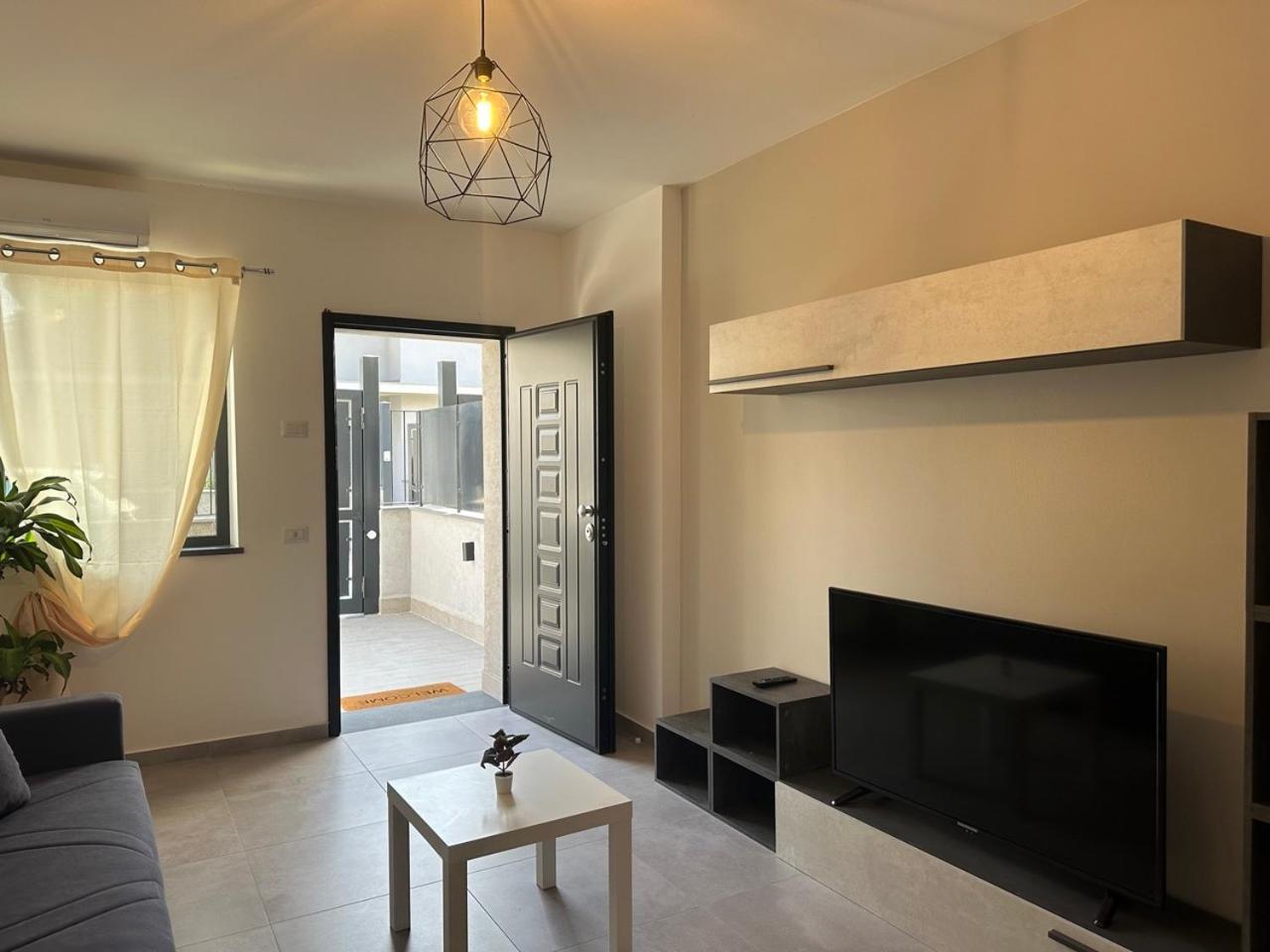 Amour Ici - Villa Intera Nicolosi Exteriör bild