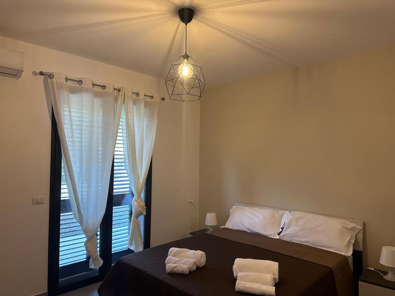 Amour Ici - Villa Intera Nicolosi Exteriör bild
